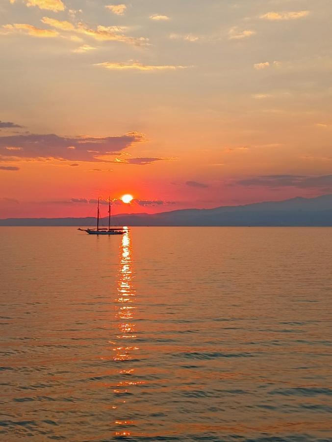 Golden Sunset Beach Apartment Skála Kallirákhis Kültér fotó